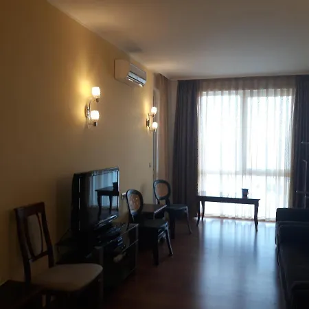 One Bedroom Apartment